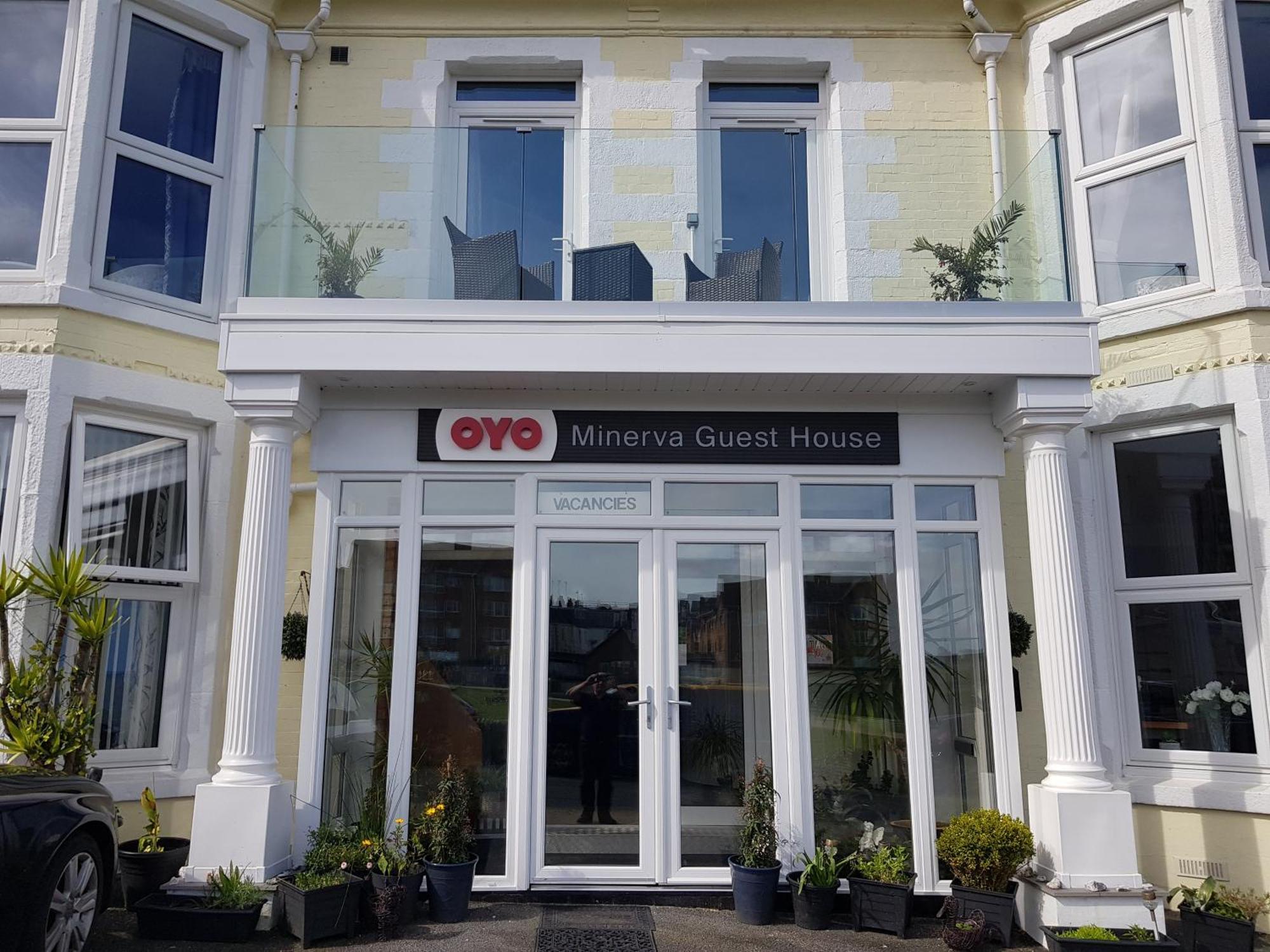 Oyo Minerva Guesthouse New Quay Exterior foto